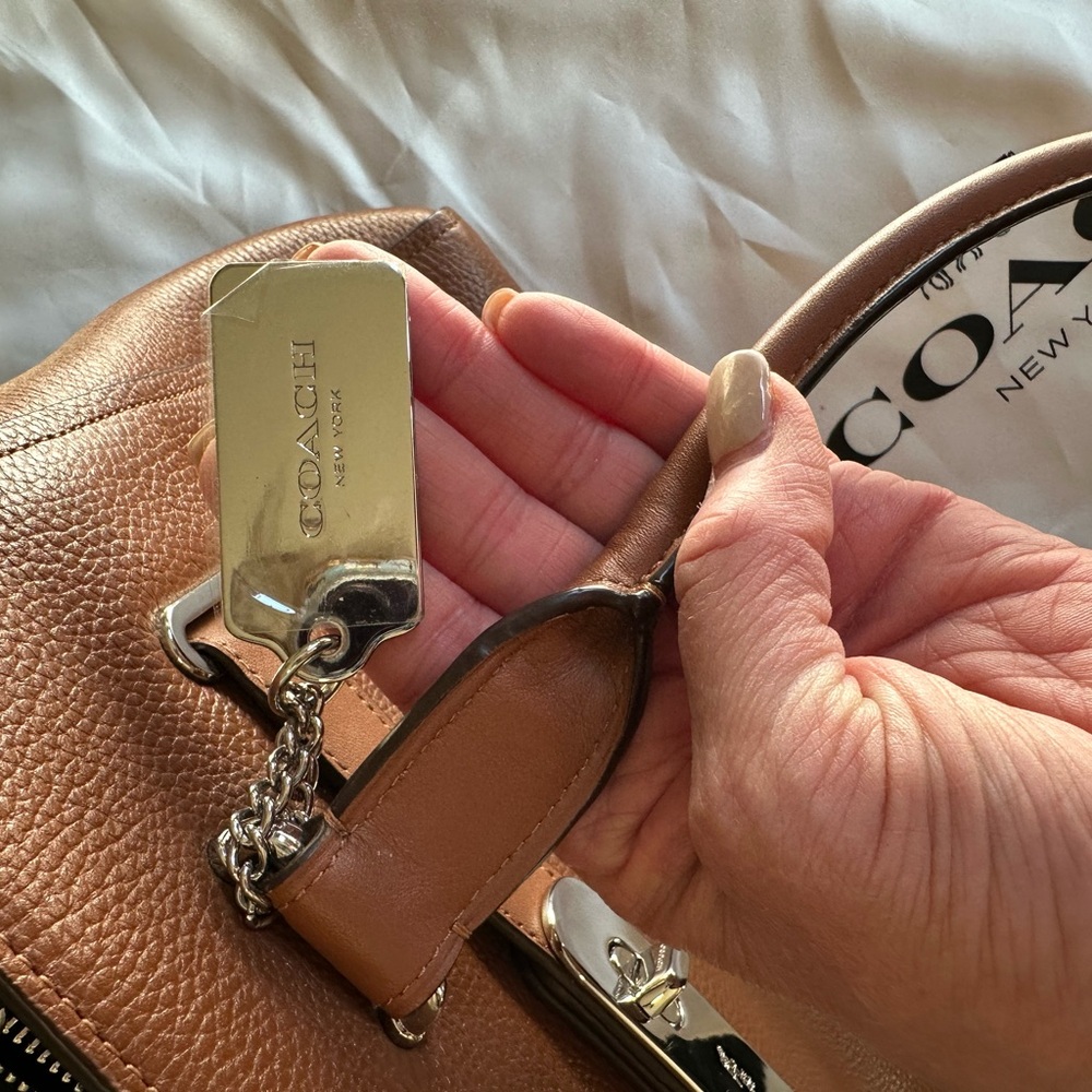 COACH Swagger Carryall Satchel tote - Picture 15 of 15